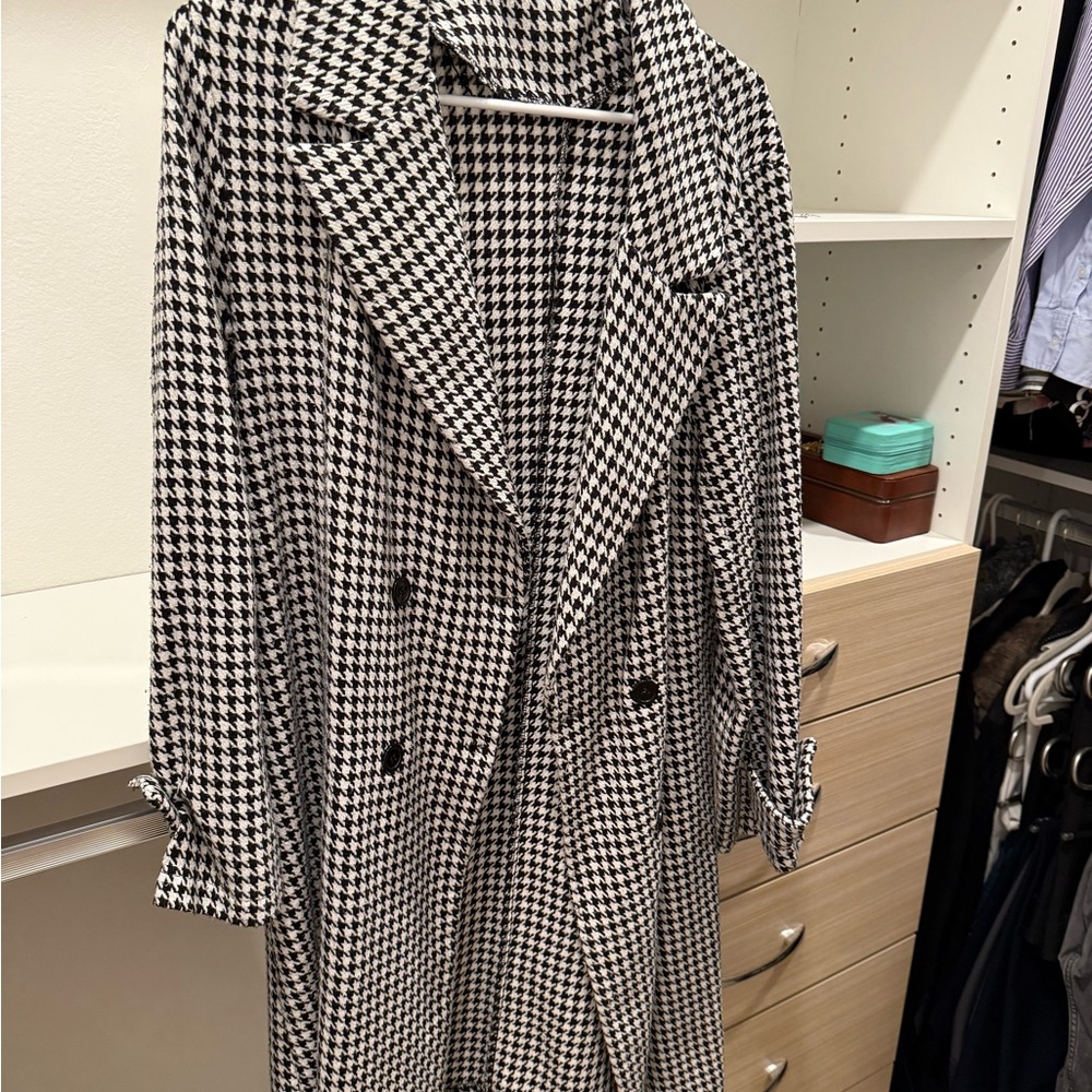 SHEIN Black and White Houndstooth Coat